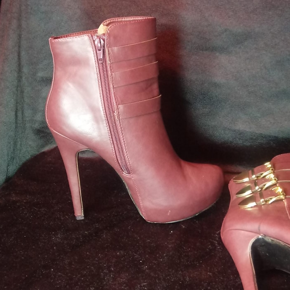 Jusfab Booties. - Picture 5 of 5